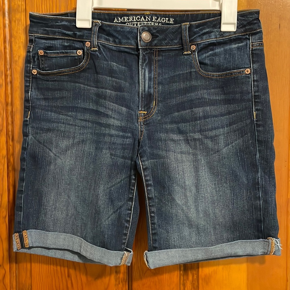 American Eagle Skinny Bermuda Shorts